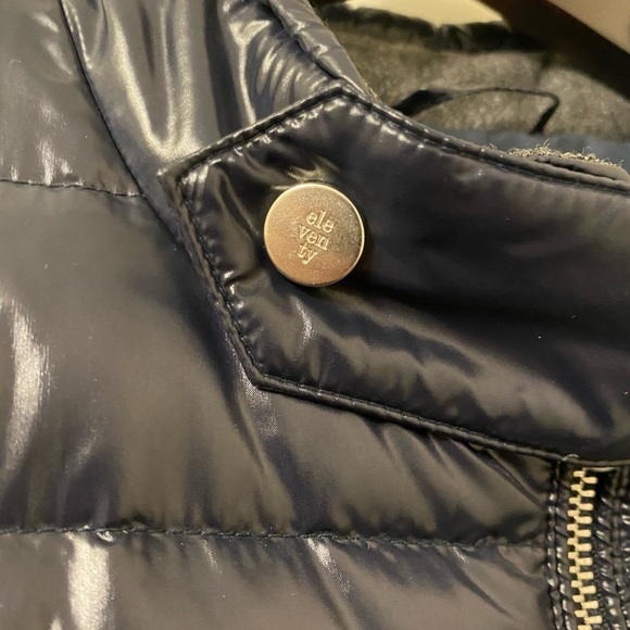 Eleventy LUXURY Navy Puffer with Grey sleeves - Picture 2 of 5